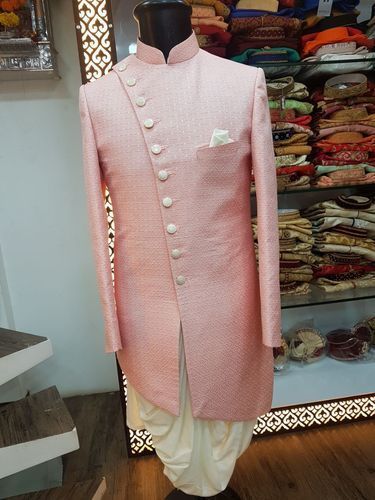 Optimum Quality Fabric Stylish Sherwani