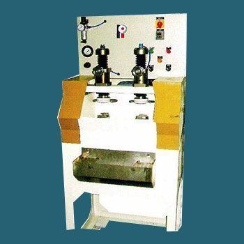 Tonic Lens Smoothing And Polishing Machine