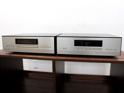 Accuphase Dp 800 Dc 801 Cd Dac At Best Price In Banda Aceh Aceh Used Hi Fi