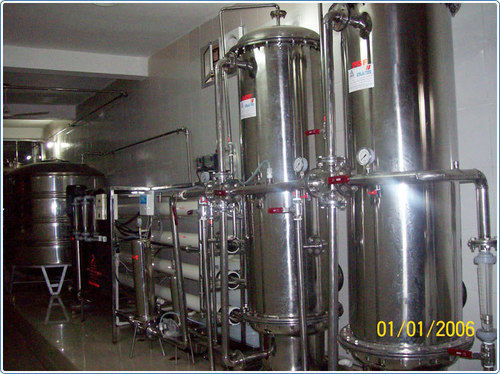 Drinking Water Treatment Plant - Optimum Grade Fabrication Material | Various Sizes, High Durability, Low Maintenance