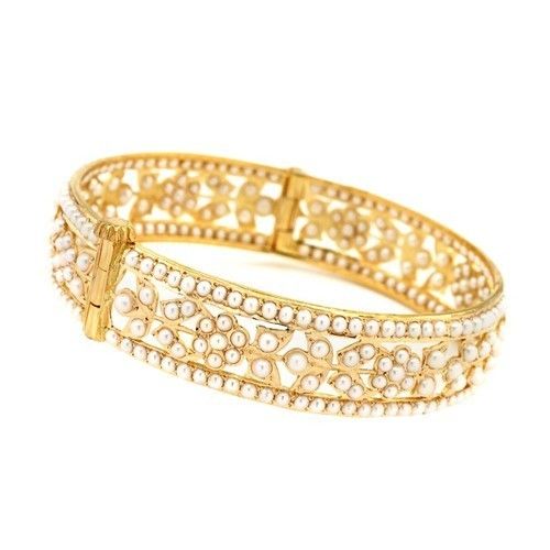 Ladies Party Wear Pearl Bangles