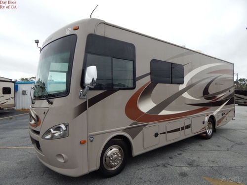 Used 2015 Thor Motor Coach Hurricane Horsepower: Yes