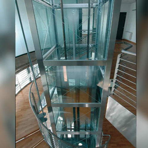 Easily Operable Hydraulic Elevator