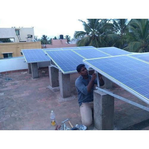 Solar Panel Maintenance Service