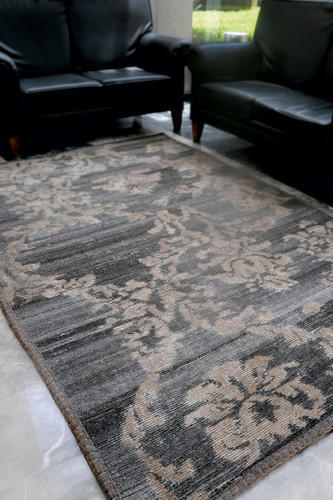 Exclusive Design Woven Amcoiii Rug