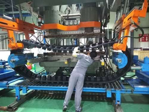 Rubber Track Automatic Molding Machine