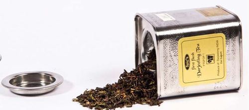 Hygienically Packed Golden Darjeeling Tea
