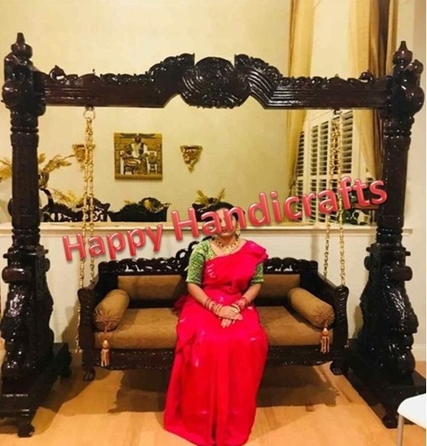 हैंडमेड शीशम वुडन क्राफ्टेड स्विंग