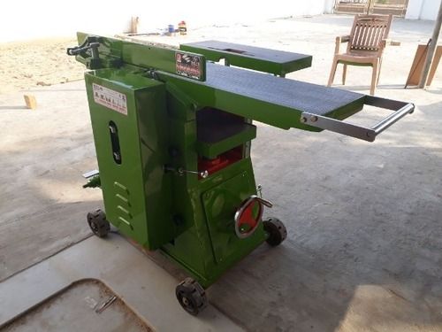 Automatic Wood Cutting Bandsaw Machine