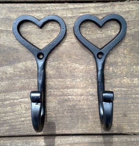Cast Iron Heart Shaped Wall Hook at Best Price in Aligarh
