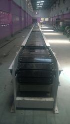 Sturdy Construction Slat Conveyor