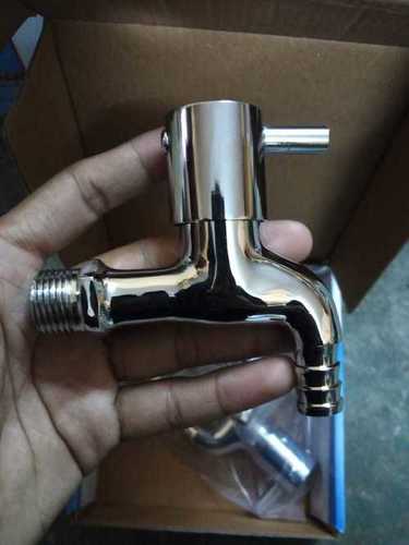 264 Gm Full Brass Faucet Size: Bib Cock