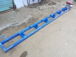 Round Bottom Conveyor - Durable Steel Construction | Efficient and Reliable Material Handling Solution for Heavy Loads