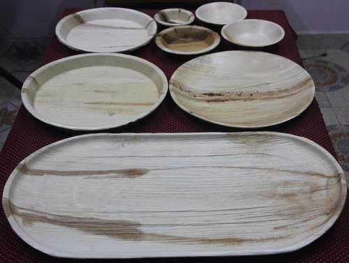 Little Brown Areca Leaf Plates And Bowls