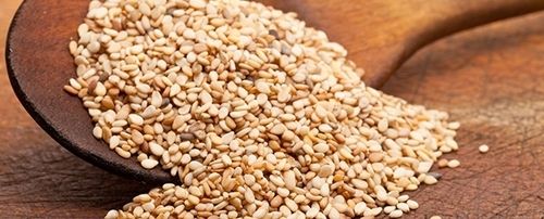 Natural White Sesame Seed - 99.90% Purity, 4.5-5% Moisture, 1-2% Dark Color | 25-50 Kg Packaging Options, Quality Checked