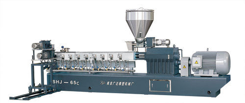 Industrial Twin Screw Extruder Pelletizing Line Capacity: 5 Kilogram(Kg)