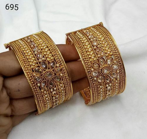 Attractive Designer Polki Bangles