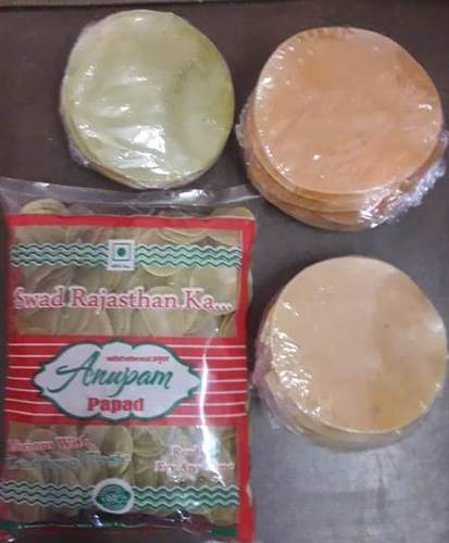 Delicious Crunchy Papad (Anupam)