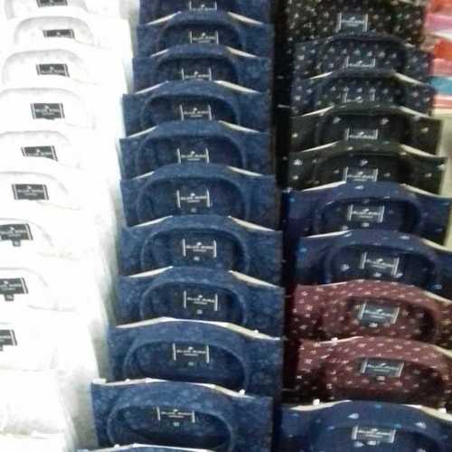 औपचारिक और आकस्मिक पुरुषों की शर्ट