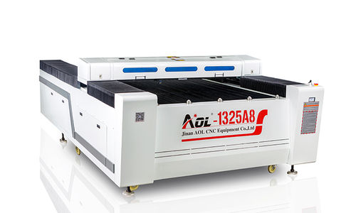 CO2 Metal/Non-Metal Laser Cutting Machine