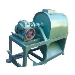 Highly Efficient Cage Mills Capacity: 2000Kg/Hr Kilogram(Kg)