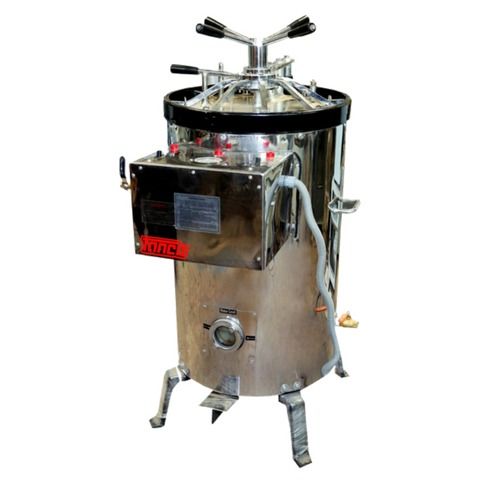 Triple Walled Vertical Autoclave