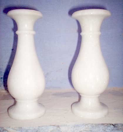 White Fine Finish Marble Pots