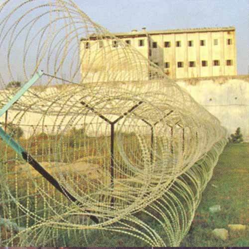 Barbed Wire Security Fencing