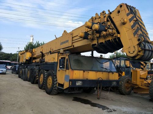 अच्छी स्थिति में प्रयुक्त लिभेर क्रेन 300 टन मोबाइल ट्रक क्रेन