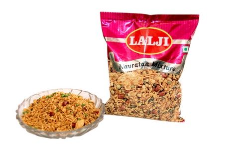 Crispy Navratan Mix Namkeen