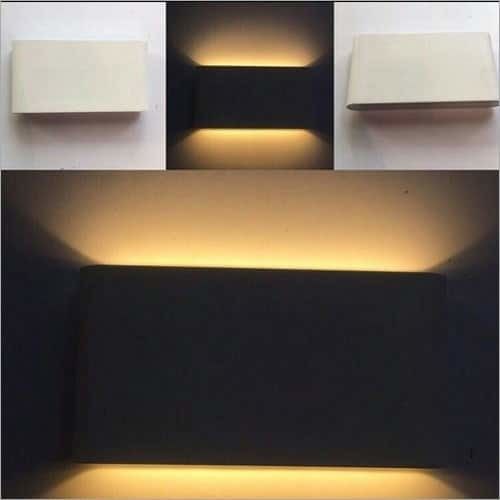 Outdoor Wall Light