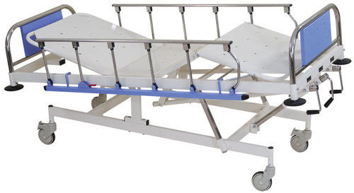 Wheeled Base Icu Bed Adjustable Height Dimension(L*W*H): 2200 Mm L X 1050 Mm W X 590 Mm Millimeter (Mm)