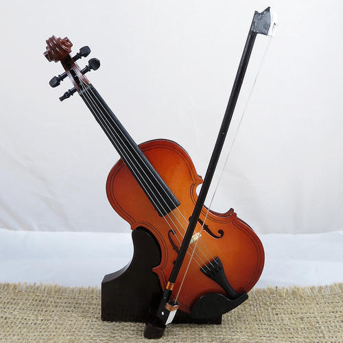 Border Cut Violin For Personal, Music Institutes And Industry Application: Professional Singing