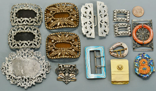 Glittering Look Designer Belt Buckle