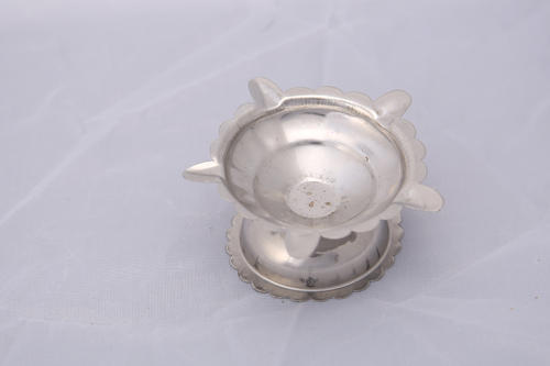 Easy To Clean Diveliya Silver Diya