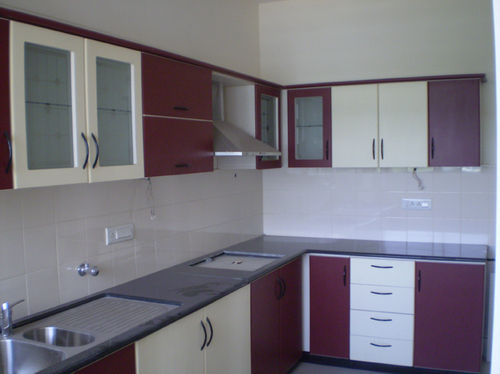 Laminated Modular Kitchens Carpenter Assembly