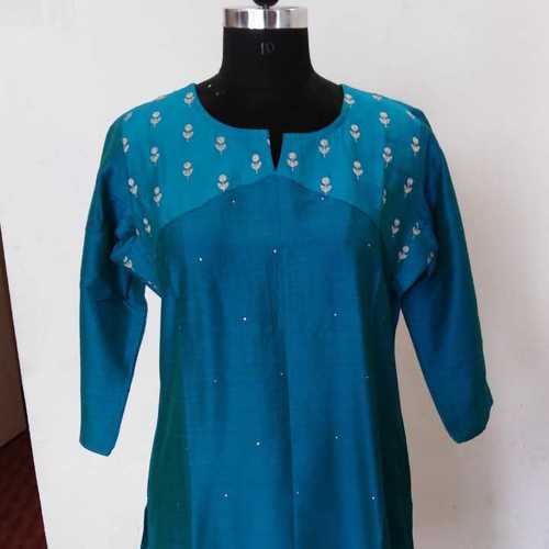 Different Designer Ladies Straight Kurtis