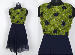 ड्राई क्लीनिंग ऑल साइज़ लेडीज़ कुर्ती