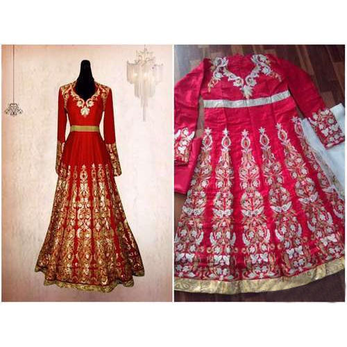 महिलाओं के पार्टी वियर गाउन का आकार: अनुकूलित