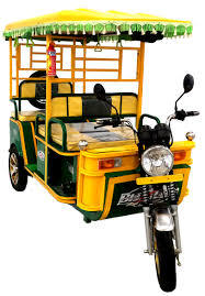 Battery Operated E-Rickshaw Loader