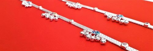 Attractive and Fashionable Silver Anklets