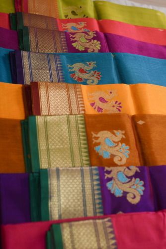 Buy Madurai Sungudi Cotton Saree - Zari Checks with Pattu Border Self  Colors for Women (BLACK) at Amazon.in