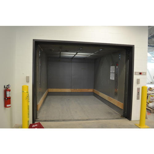 Reliable Industrial Goods Lift Usage: Freight Elevator