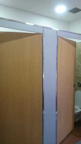 Bathroom Accessories Sturdy Design Toilet Cubical