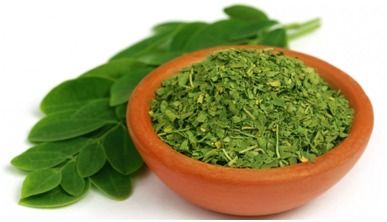 Dried Organic Moringa Leaves