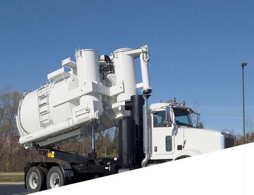 High Dump Supersucker Cleaning Vehicle