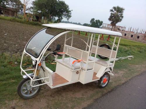 White Moon Battery Operated Rickshaw