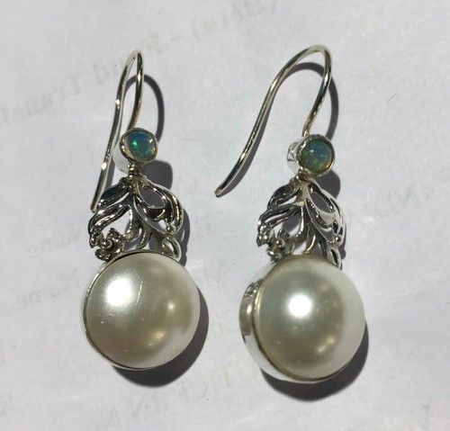 Sterling Silver Pearl Earrings Gender: Female