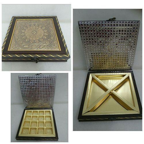 Wooden Square Shape Exclusive Box