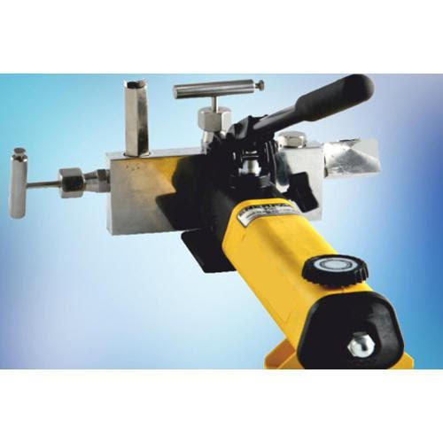 R And D Hydraulic Hand Pump Hp Usage: Water